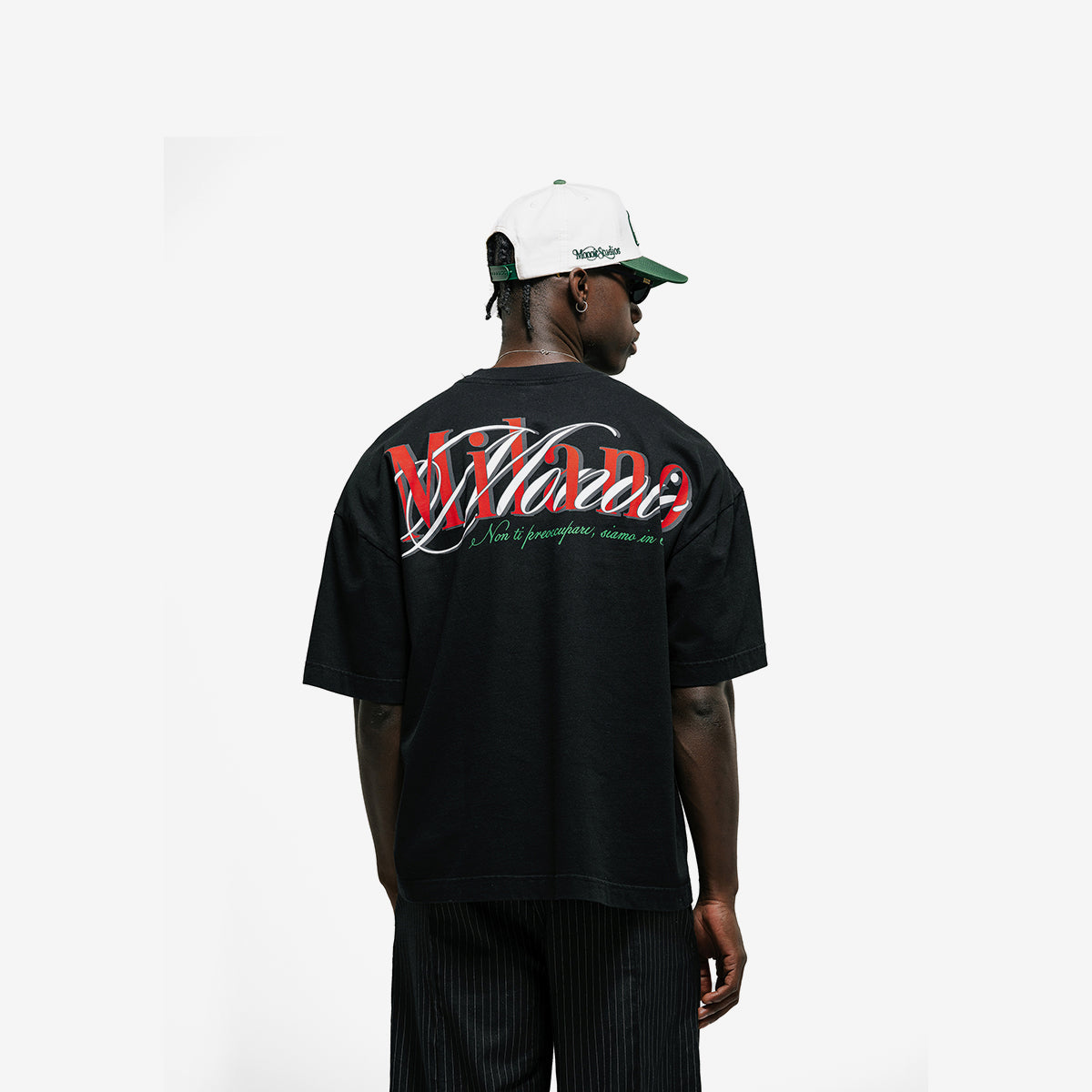 Monoic Camiseta Boxy Fit Milano 'Negro Oscuro'